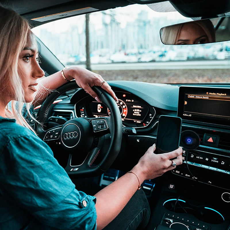 Magnetic Car Mount with Wireless Charging